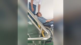 BR-SC003 Xe lăn leo cầu thang điện có động cơ dành cho người khuyết tật
